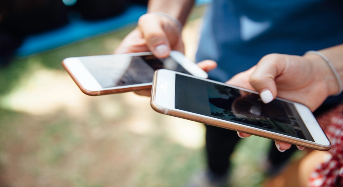 Mạng xã hội: Những rủi ro và cách giúp trẻ sử dụng hiệu quả